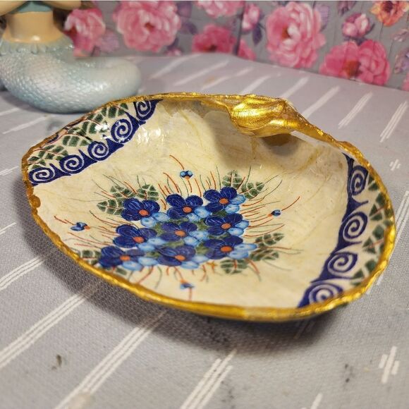 DECOUPAGE CLAM SHELL DECOUPAGE BLUE FLOWERS & PRINT TRINKET DISH - Picture 7 of 10